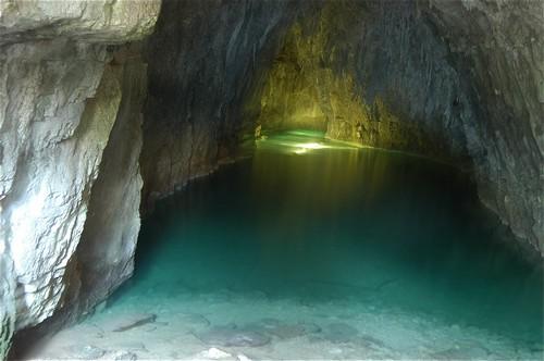Diving in underground lake