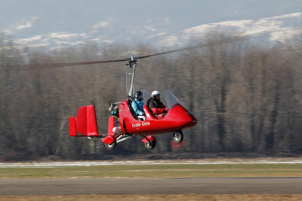 6.Autogire Grenoble - Flight called "Sensations" (20min)
