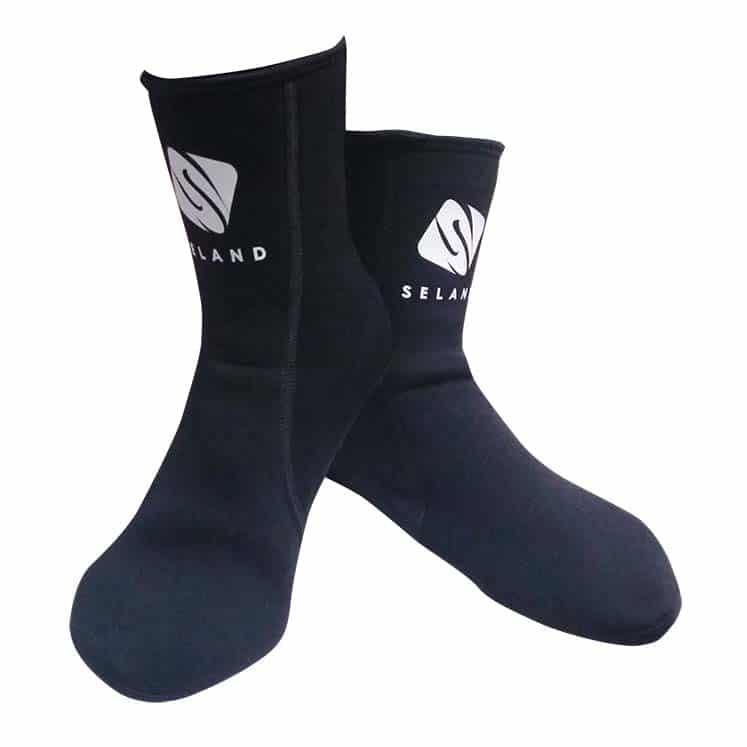 Location chaussettes canyoning